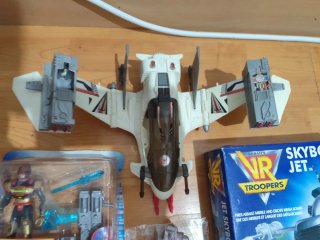 Lote VR Troopers: Jet y Figuras