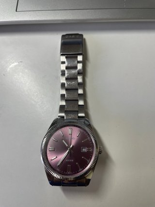 Reloj Casio Rosa y Plateado WR 50M