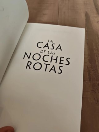 La casa de las noches rotas