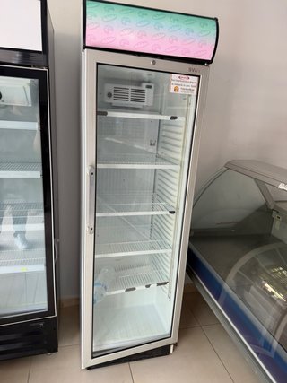 Mobiliario de carnicería y charcutería