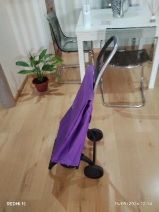 Carrito de la compra Rolser morado se pliega