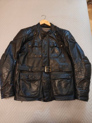 Chaqueta Moto Triumph Piel Búfalo Negra