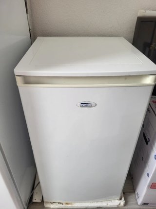 Congelador vertical 3 cajones marca domest