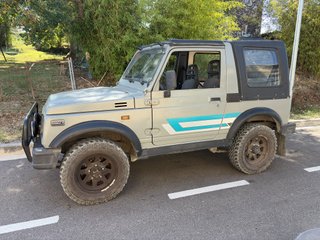 Suzuki Samurai 1990