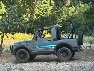 Suzuki Samurai 1990