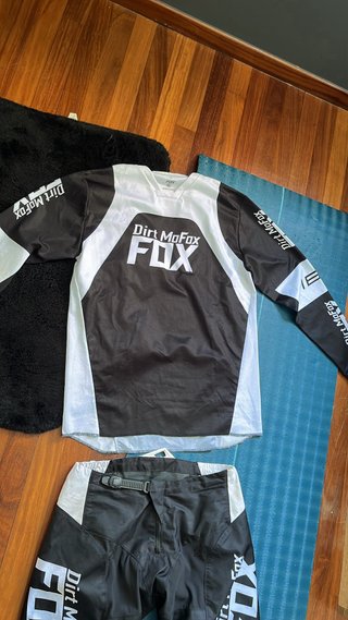 Traje Moto Fox Negro y Blanco