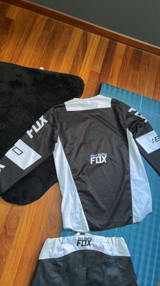 Traje Moto Fox Negro y Blanco