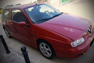 Alfa Romeo 145 jtd único dueño