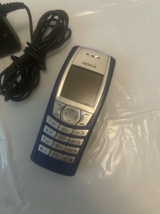 Nokia 6610i azul y plateado