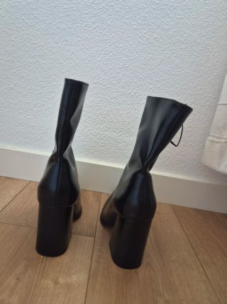 Botines Bershka Negros Talla 36