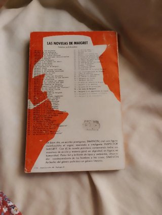 Novela "El ladrón de Maigret"