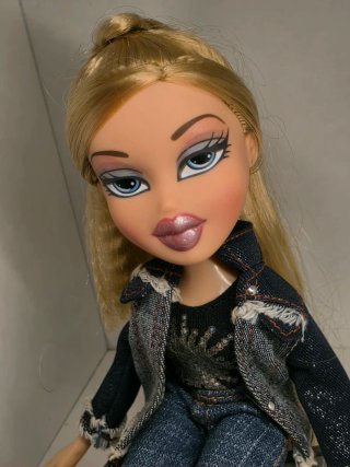 Bratz Funk 'n' Glow Cloe