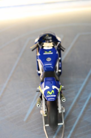 09. Maqueta Moto GP: Honda RS250RW. Dani Pedrosa 2005. 1:12.