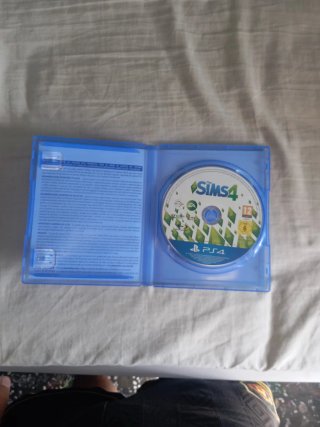 Los Sims 4 PS4