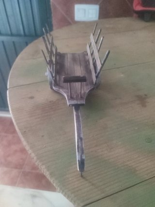 Carrozza in legno artigianale fatta a mano per presepe