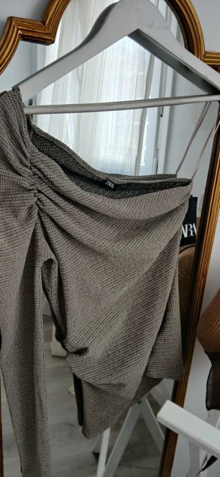 Top Zara Hombro Descubierto Manga Larga