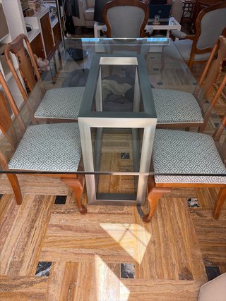 Mesa de comedor cristal y acero