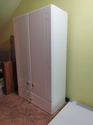 Armario auxiliar de baño blanco. Medidas 85x50x26