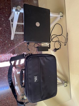 Portátil Dell Inspiron 220