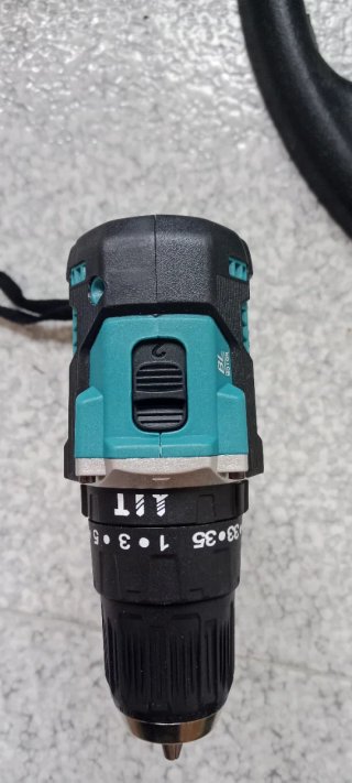 Taladro Makita (no incluye cargador ni batería)