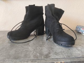Botines tacón negros