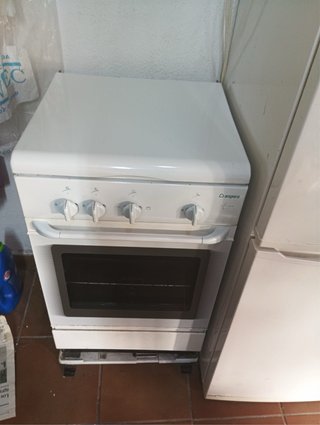 Cocina de gas con horno Daspes