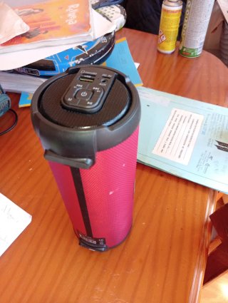 Altavoz Decibel Rojo