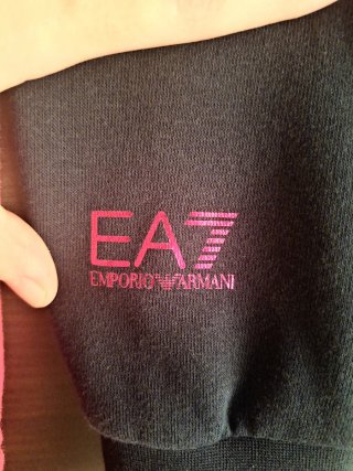 Tuta EA7 Emporio Armani felpa pantaloni nera rosa