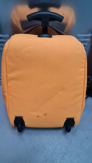 Mochila pequeña  con ruedas Adidas naranja