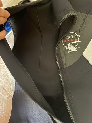 Traje neopreno corto  Tribord 5mm con capucha