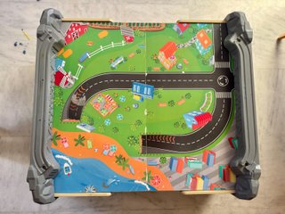 Tren madera Hape