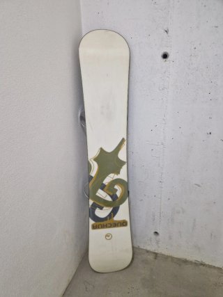 Tabla Snowboard GNU   Botas DC talla 41 Tabla