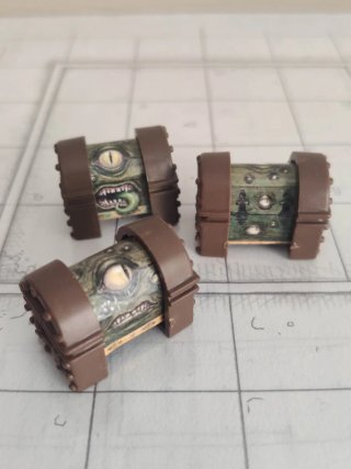 3 segnalini scrigno Mimic per Heroquest