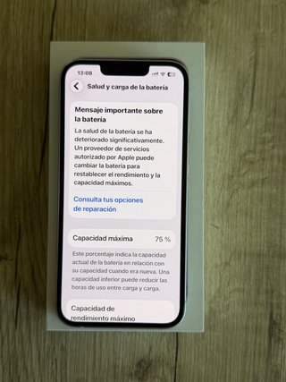 iPhone 14 Morado