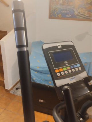 Bicicleta Elíptica BH Quantum Profesional
