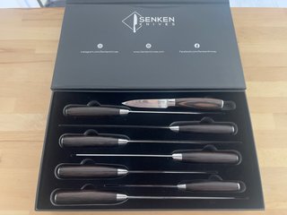 Set de 8 cuchillos Senken de madera
