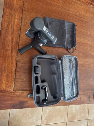 DJI Osmo Mobile 8 Gimbal+accesorios