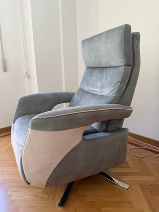 Sillón compacto reclinable giratorio USB