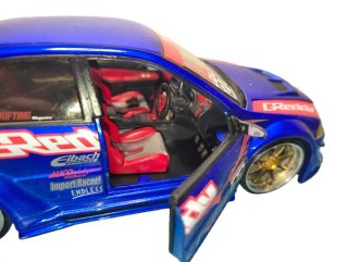 Coche de juguete Mitsubishi azul