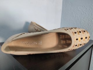 Zapatos Beige/Dorado Talla 37
