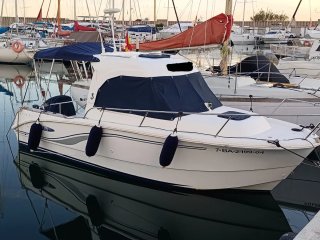 Embarcación Beneteau Antares 650