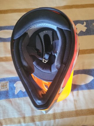 Casco Motocross Repsol Talla M (Nunca se ha usado)