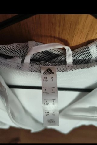 Cortavientos Adidas niño Talla 9-10