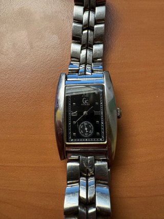 Reloj Guess Negro y Plateado