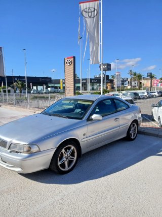 Volvo C70 2002