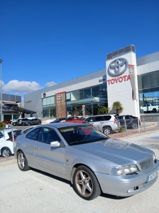 Volvo C70 2002