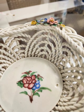 Frutero Porcelana Manises Flores