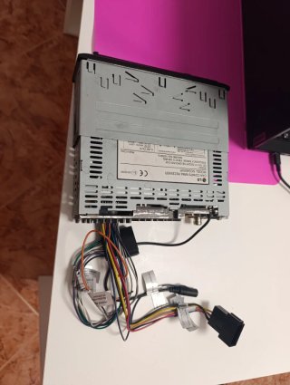 Radio Coche USB/MP3/AUX/CD + arnés conexión