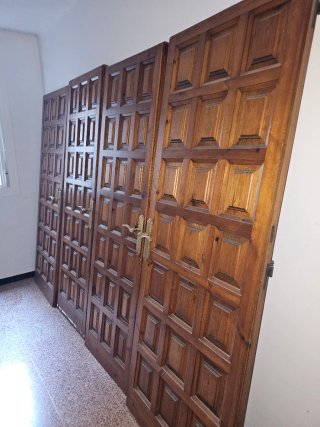 Puertas de madera maciza (5 unidades)
