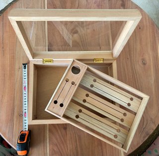 Humidificador para puros, en madera de cedro